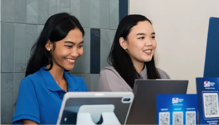 Front Office: Warm Welcome and Patient Support